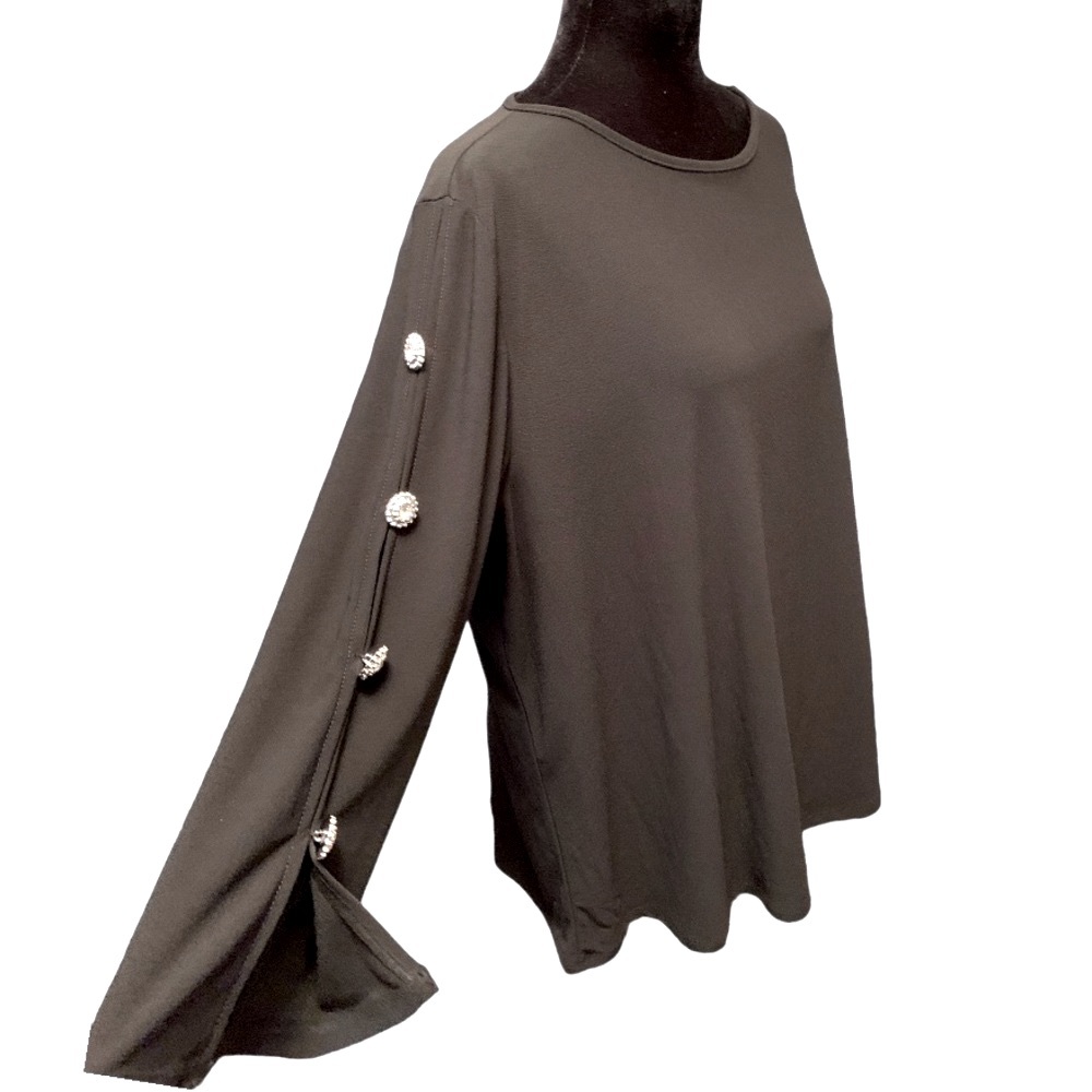 🆕LS Top w Accent Peek-A-Boo Sleeves & Silver Tone  Buttons